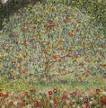 Apfelbaum I 1912 Symbolism Gustav Klimt